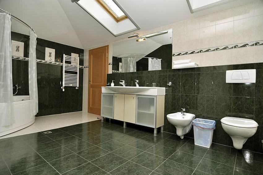Villa Vitoria Giroc Kamer foto